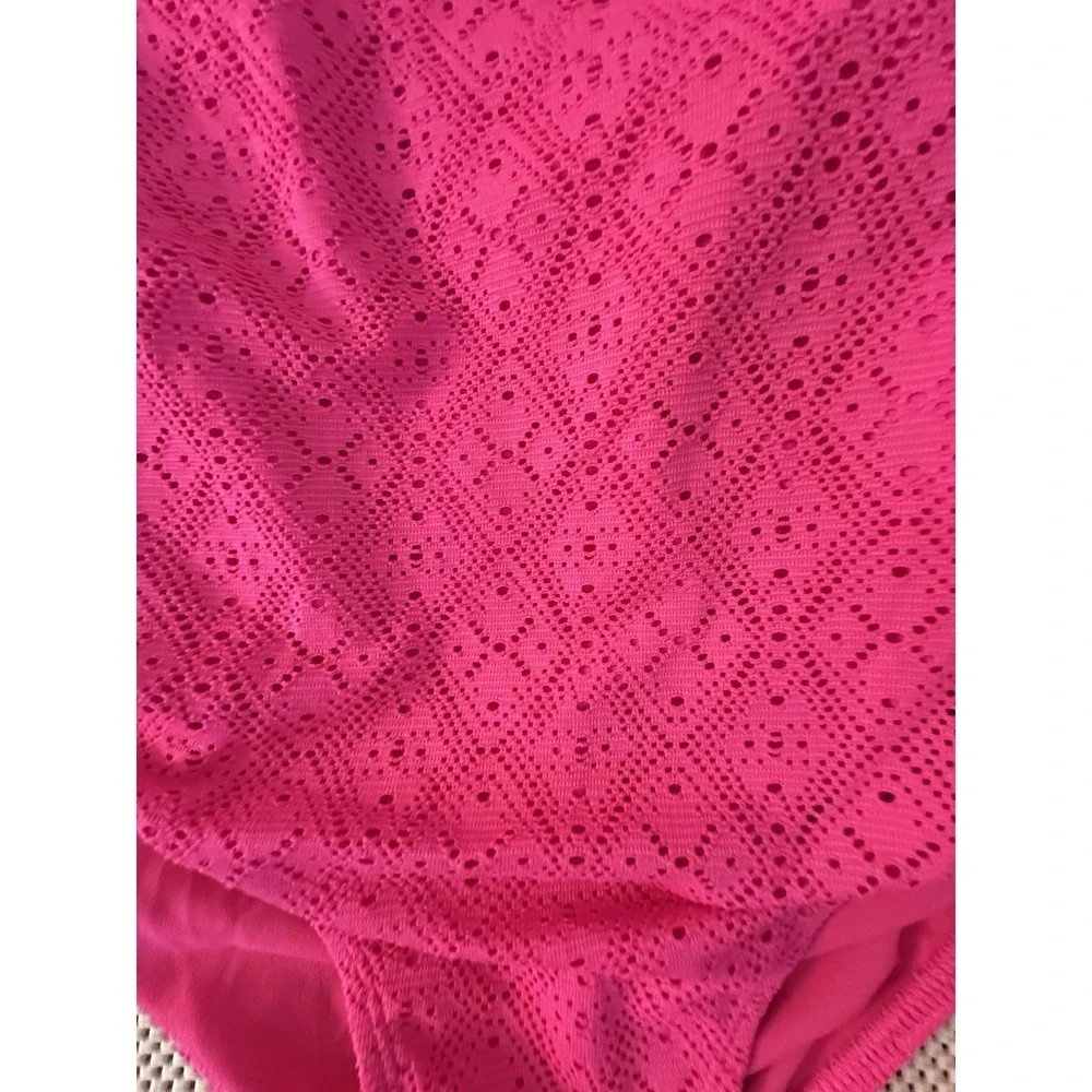 Kohls SO Swimsuit Halter One piece 0X XL 12/14 Bathing Suit‎ Eyelet Crochet Pink